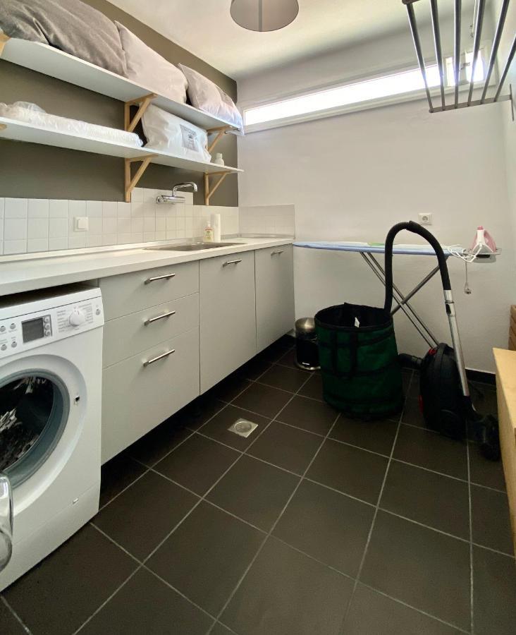 Nireon Apartment Nea Iraklitsa Esterno foto