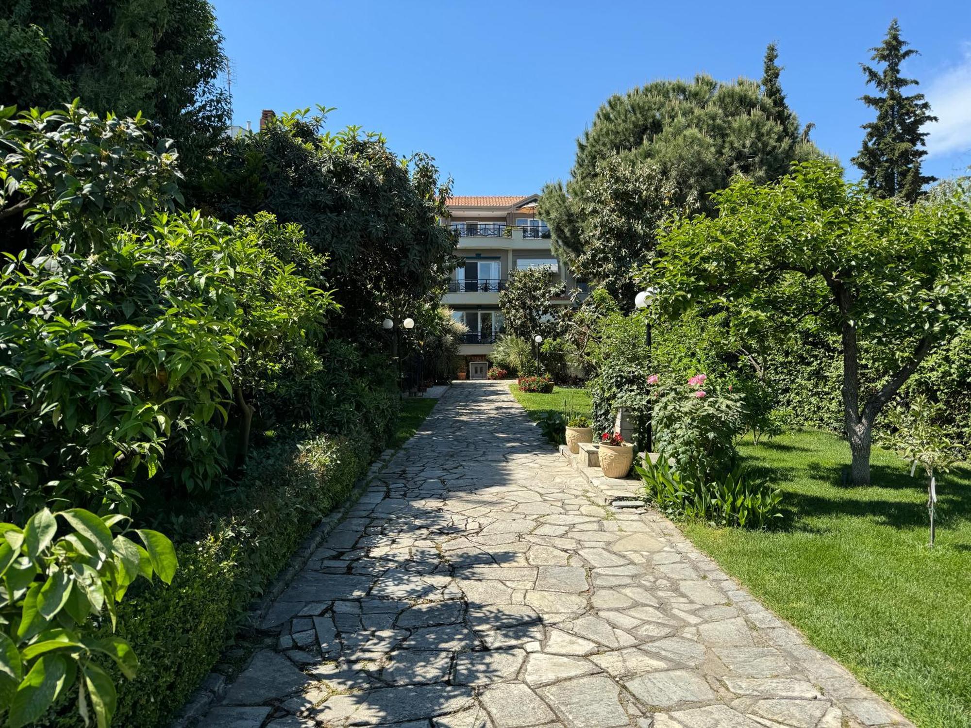 Nireon Apartment Nea Iraklitsa Esterno foto